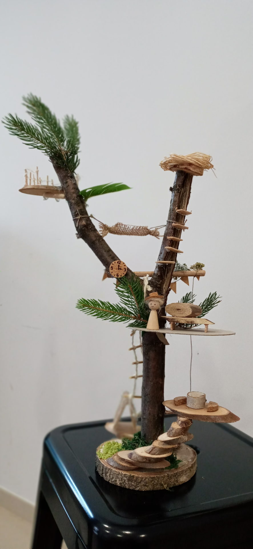 Mini domki na drzewie